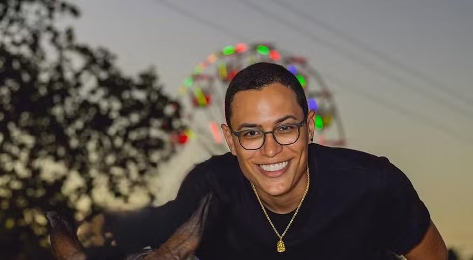 Raphael é criador da Choquei, uma das maiores páginas de Instagram do país