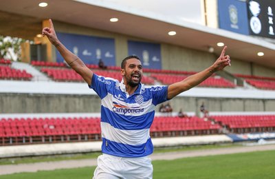 Após conquistar acesso, CSA confirma a saída do zagueiro Douglas