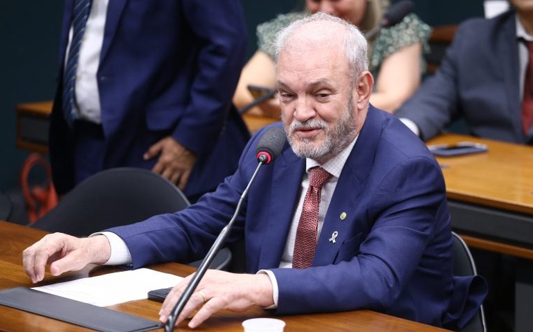 Comissão aprova regras para o ressarcimento integral de dano a pessoas idosas ou com deficiência