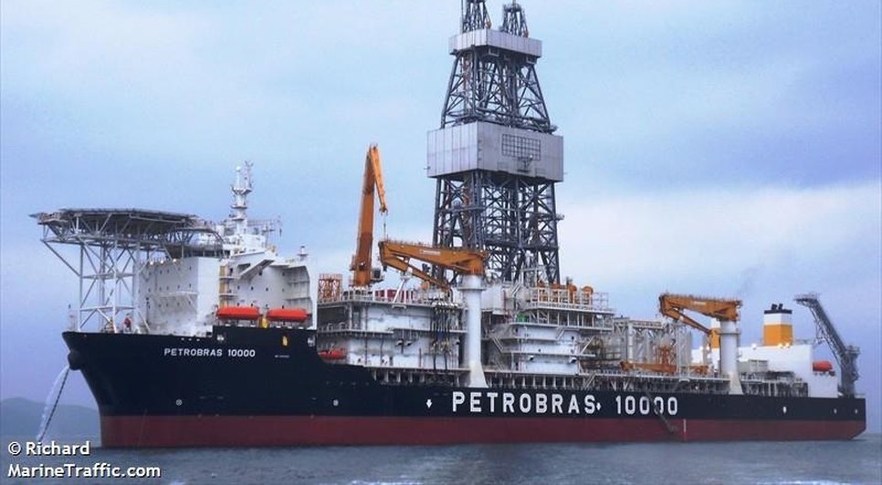 NAVIO DA PETROBRAS