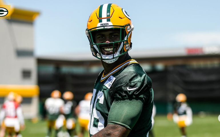 Jogador dos Packers revela pedido da NFL para não usar verde em jogo no estádio do Corinthians