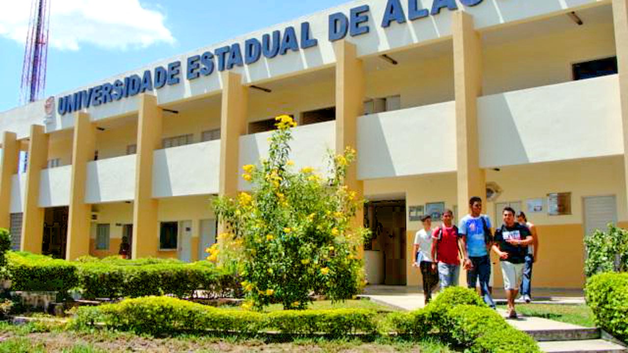 UNEAL terá que realizar concurso