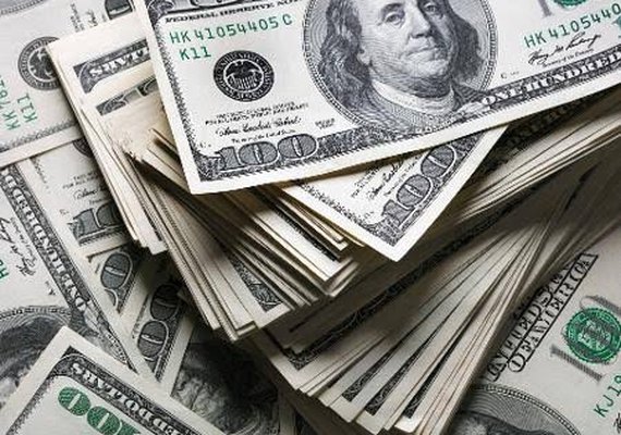 Quem mais perde, e quem mais ganha, com a alta do dólar