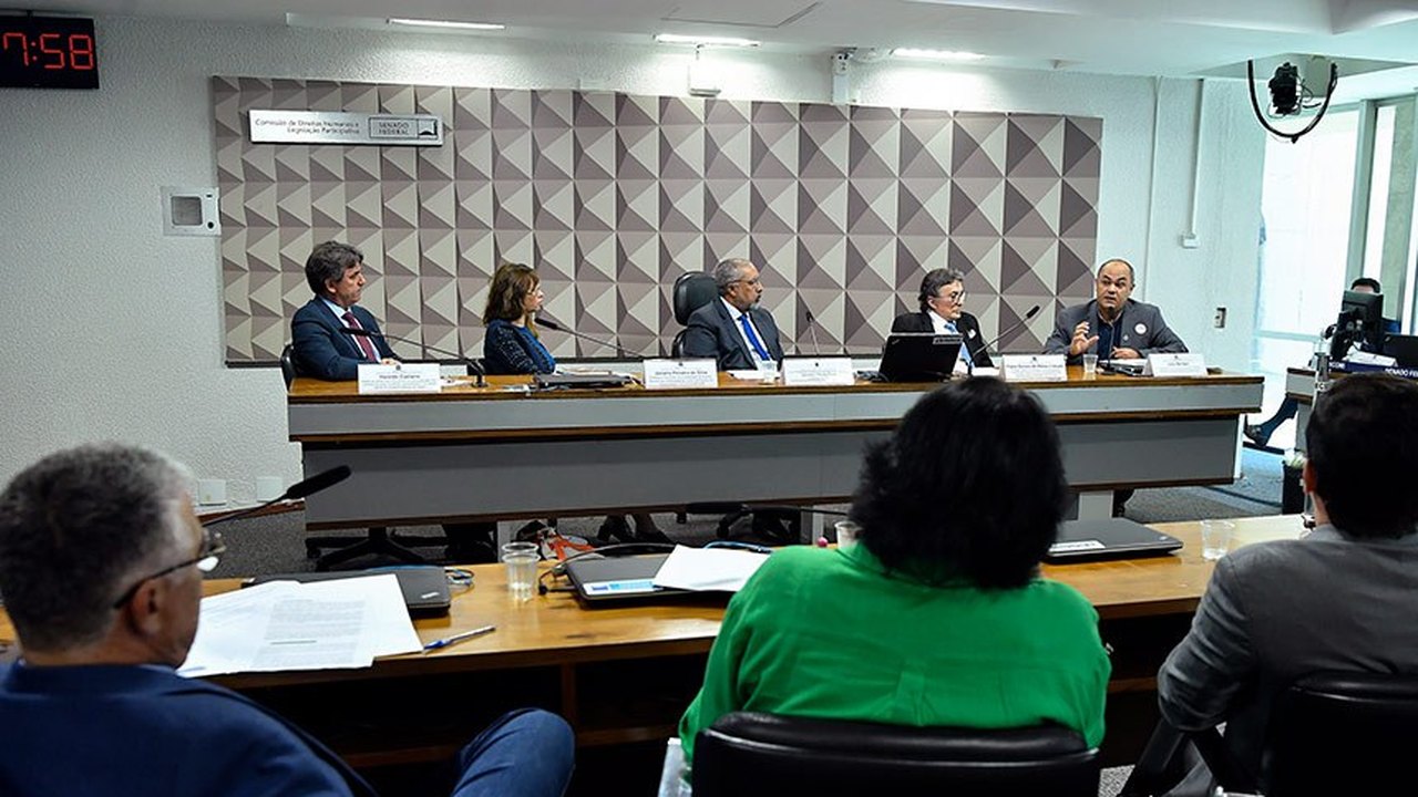 Debatedores discordam sobre a Política Antimanicomial do Judiciário