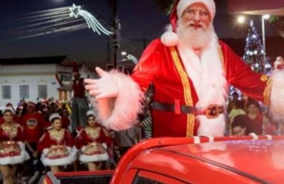 Parada Natalina de Palmeira acontece nesta terça (12); papai Noel também desfila pelas ruas da cidade