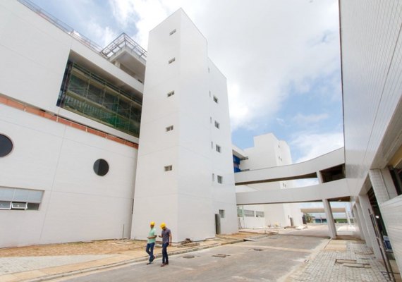 Estado antecipa abertura do Hospital Metropolitano para conter Covid-19 em Alagoas