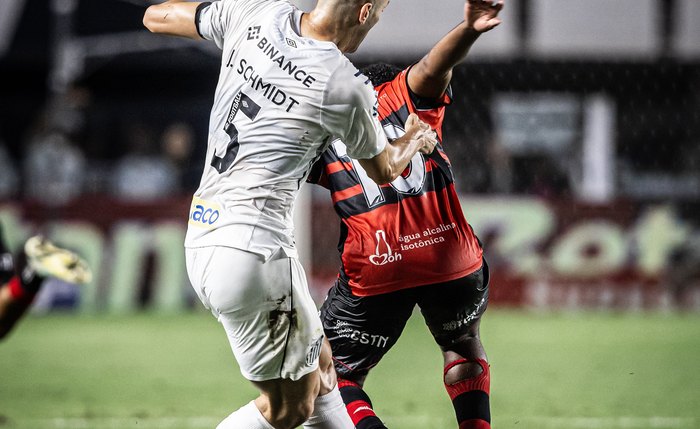 Santos x Ituano pela Série B do Brasileirão no Estádio Urbano Caldeira