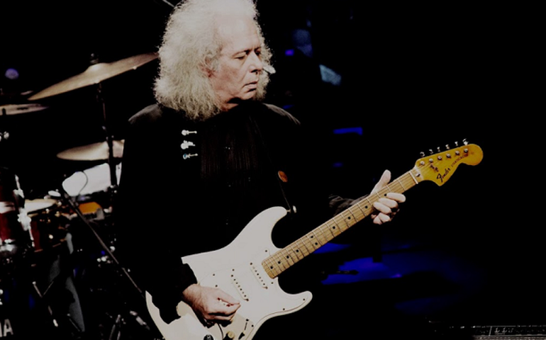 Tony Babalu promove EP instrumental em SP