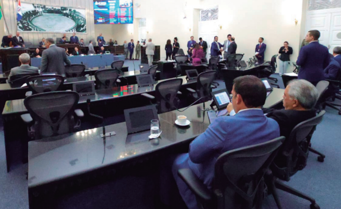 Deputados estaduais aproveitaram período para mudar de partido de acordo com os acordos eleitorais