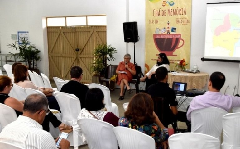Romaria dos devotos de Padre Cícero emociona o público do Chá de Memória