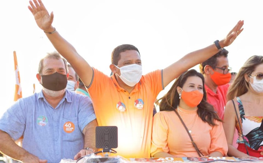 Júlio Cezar é reeleito em Palmeira dos Índios com 60% dos votos válidos