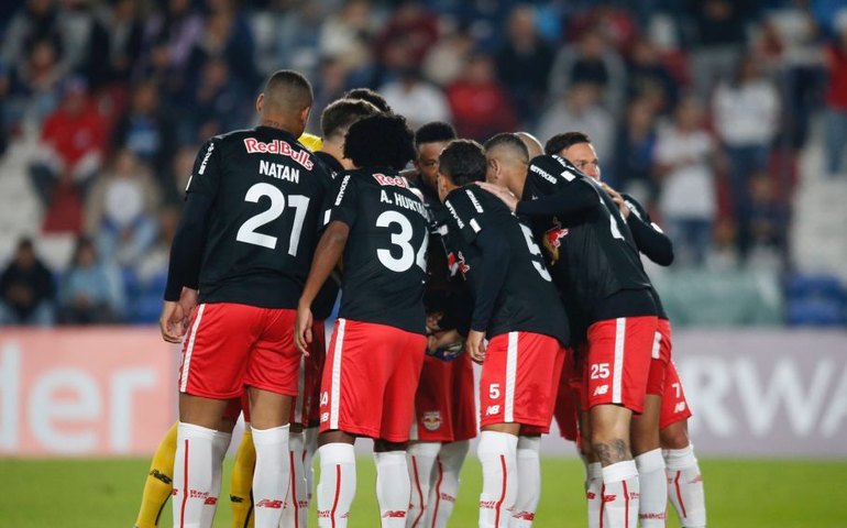 Red Bull Bragantino decepciona, perde para o Nacional e dá adeus à Libertadores