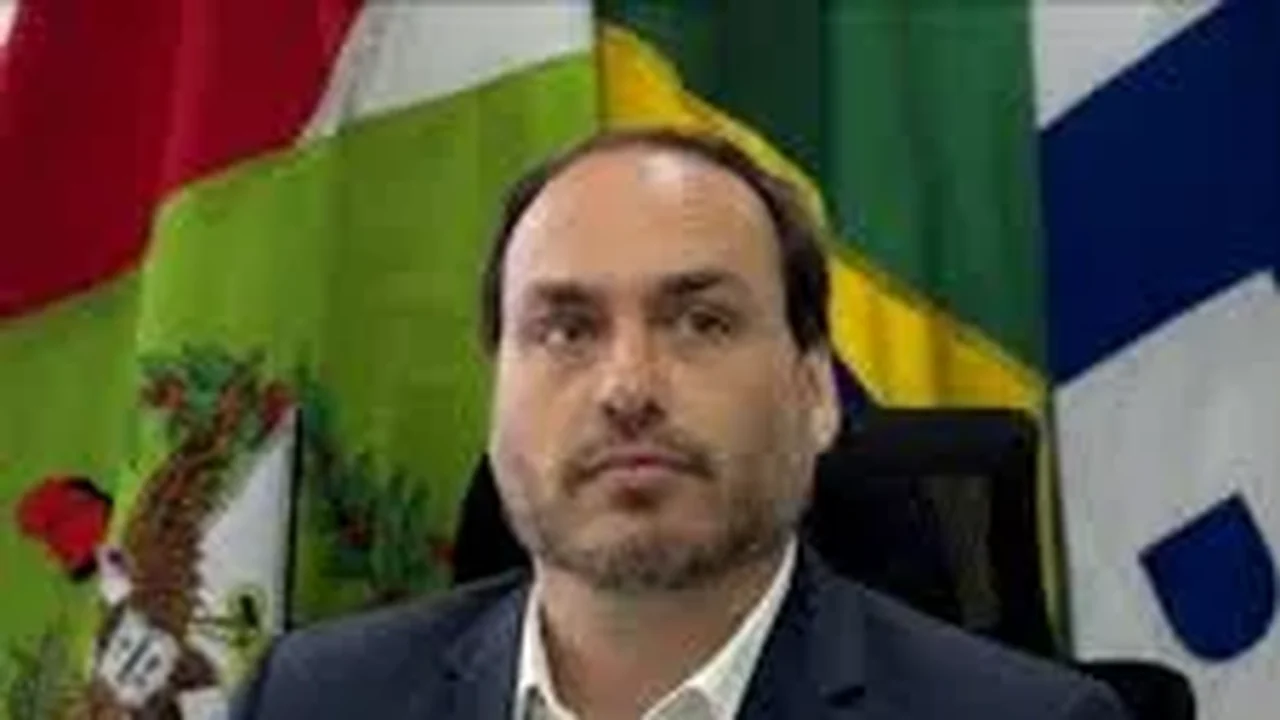 Visita de Carlos Bolsonaro a Maceió pode selar rumos do PL para o Governo e Senado