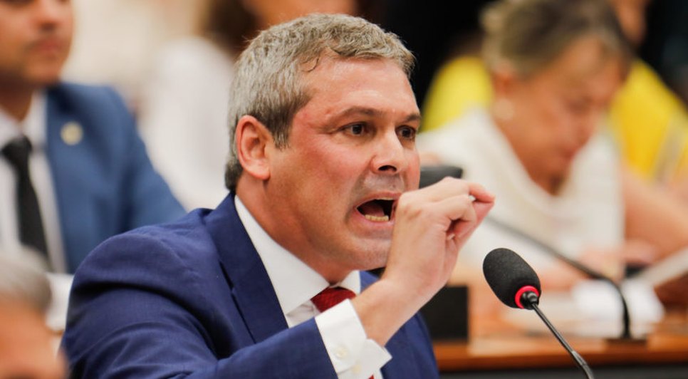 Lindbergh Farias é uma das lideranças do PT na Câmara