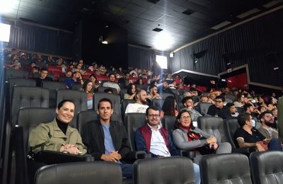 Com exibição de filmes locais, primeira noite do Festival de Cinema de Arapiraca conquista cinéfilos