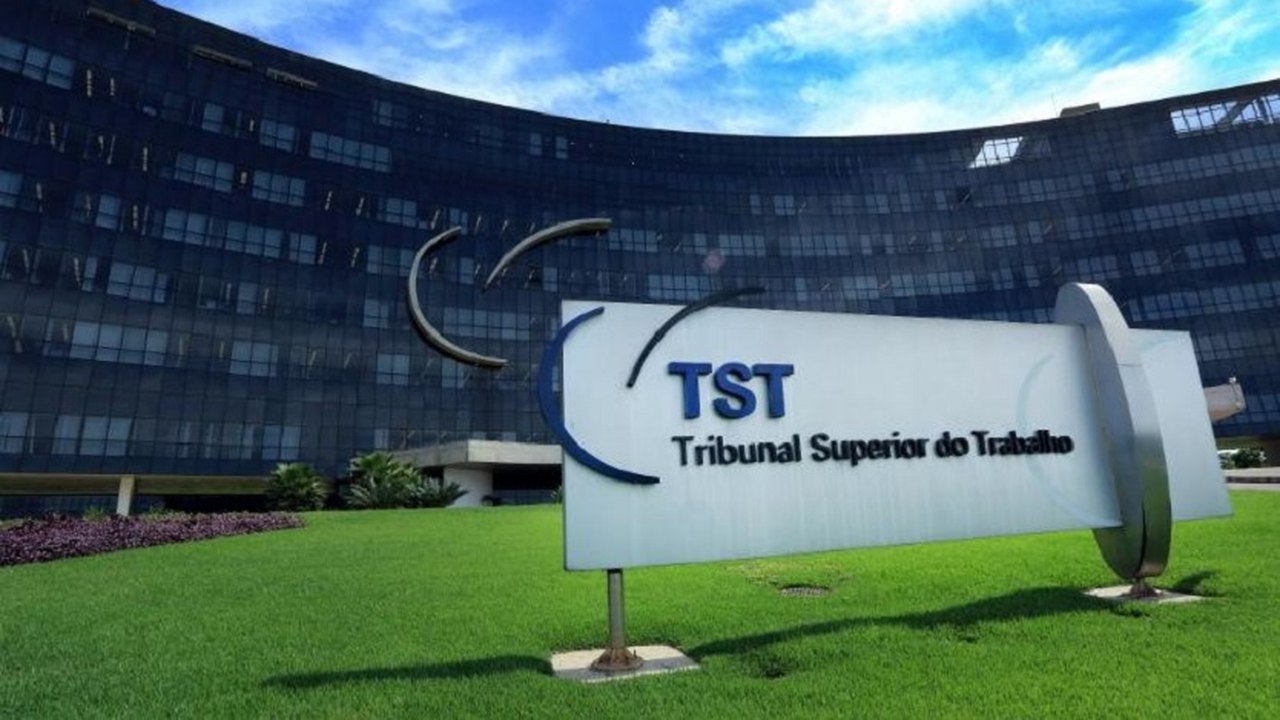 Novo presidente do TST prevê julgar ações sobre pandemia e reformas trabalhistas
