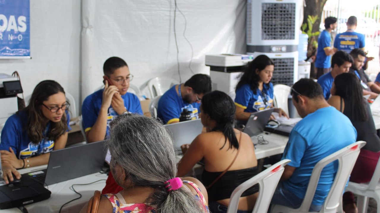 Procon na Rua leva atendimento e orientação aos consumidores de Satuba