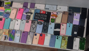 48 celulares / Foto: Reprodução: Foto/ Redes Sociais