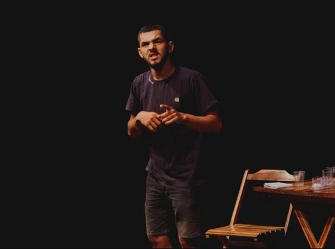 IRES promove nesta sexta (18) o primeiro Stand Up Comedy em Libras de Alagoas
