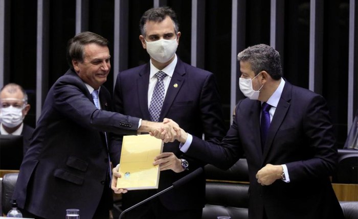 Bolsonaro: quem tem 35 prioridades, não tem nenhuma