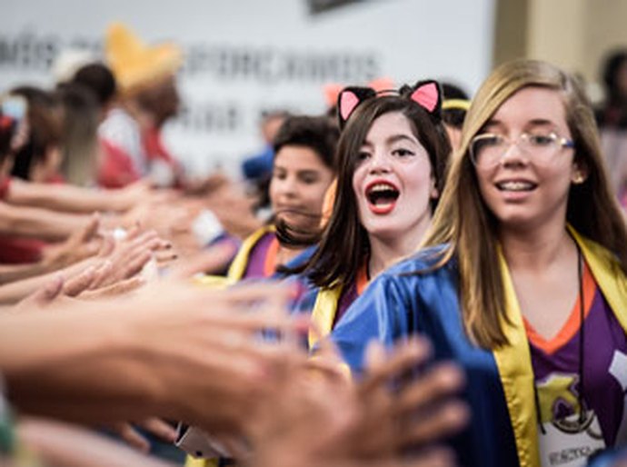Alunos do Ebep apresentam proposta para resíduo industrial em torneio regional de robótica
