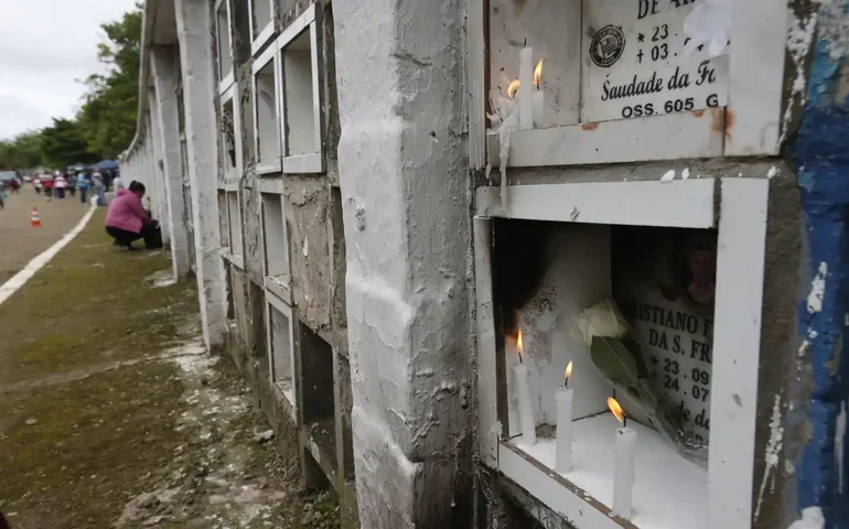 Câmara de SP convoca concessionárias do serviço funerário