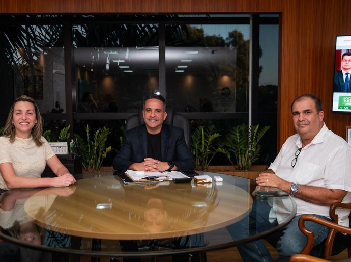 Thaís Canuto debate projetos para Alagoas em encontro com Paulo Dantas
