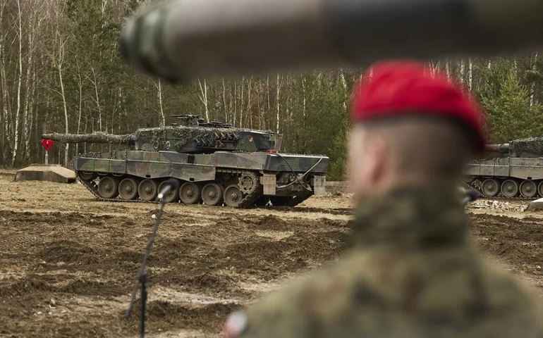 Dinamarca e Holanda enviarão 14 tanques à Ucrânia