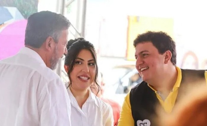 Arthur Lira, Gabi Gonçalves e Pedro Carlos durante a campanha eleitoral do ano passado Arthur Lira, Gabi Gonçalves e Pedro Carlos durante a campanha eleitoral do ano passado