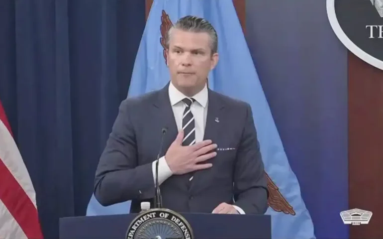 Secretário de defesa convoca principais comandantes militares para reunião súbita nos EUA