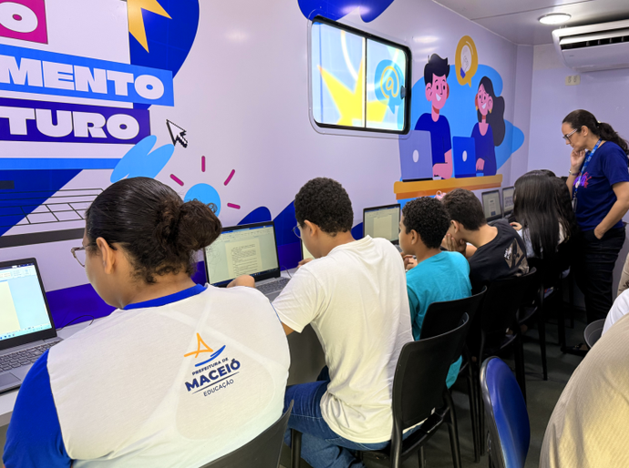 Tech Massa oferece cursos gratuitos no Jacintinho e no Medeiros Neto