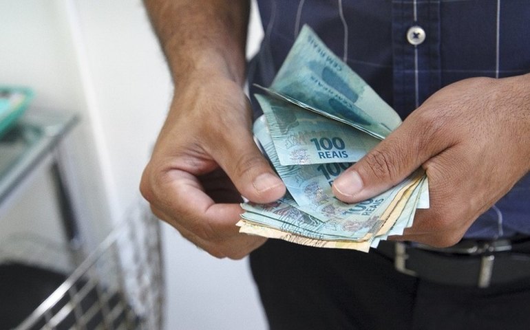 Prefeitura de Penedo paga salário de fevereiro nesta sexta-feira, 24