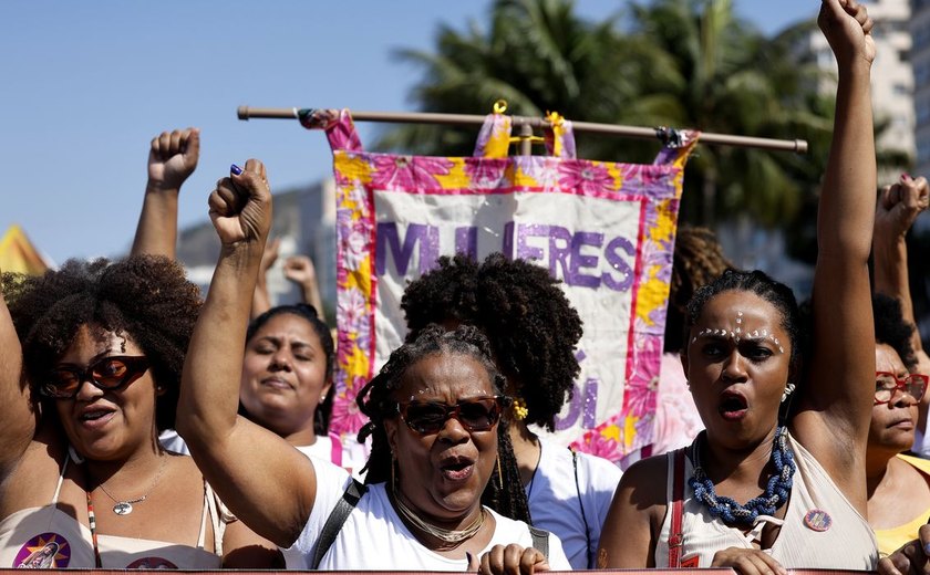 Currículos escolares vão destacar feitos das mulheres para a sociedade