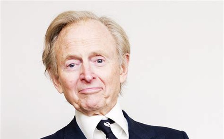 Um dos gurus do Novo Jornalismo, Tom Wolfe deixa uma escrita iluminada
