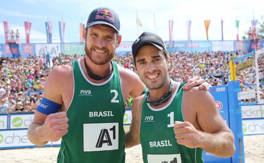 Campeões olímpicos em 2016, Alison e Bruno Schmidt encerram dupla