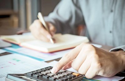 Alagoas é 2º estado que mais cresceu em investimentos no país em 2021  