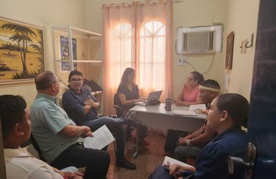 MPAL e DPE visitam Casa de Acolhimento para indígenas Warao