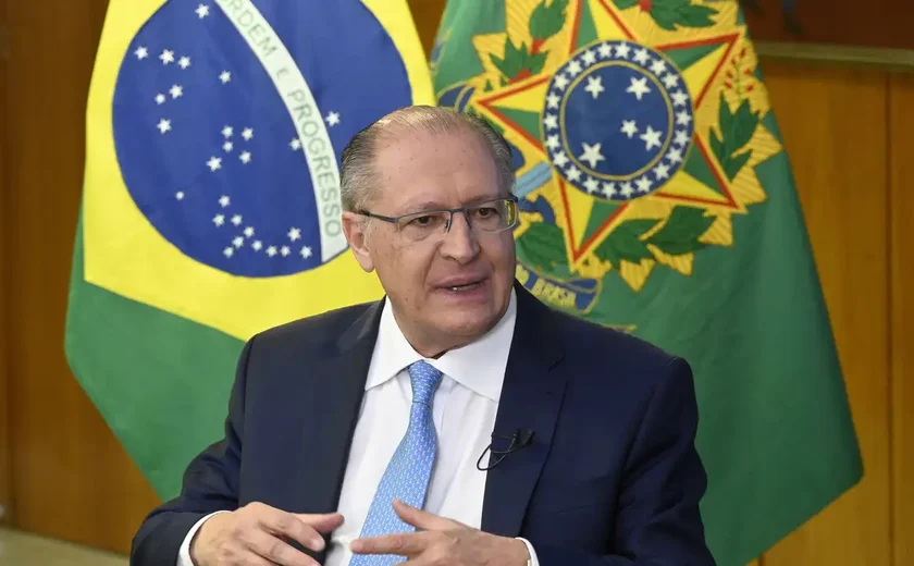 ‘Temos absoluta confiança que o dólar vai cair’, diz Geraldo Alckmin