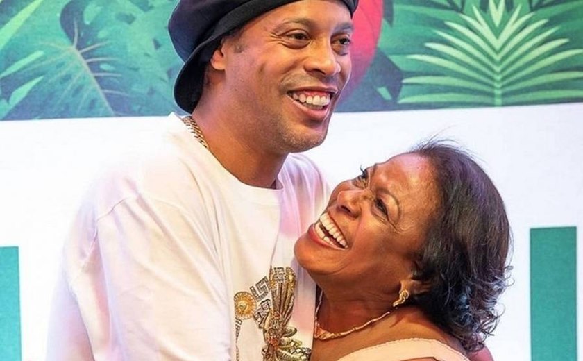 Mãe de Ronaldinho Gaúcho, Dona Miguelina morre vítima da covid-19 aos 71 anos 