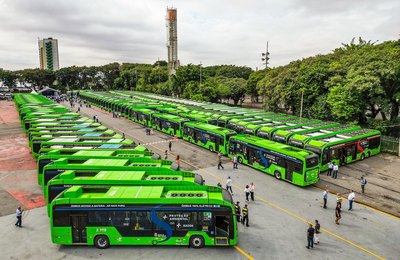 Ônibus elétricos têm crescimento de 92,5% no 1º semestre de 2026 comparado com 2025