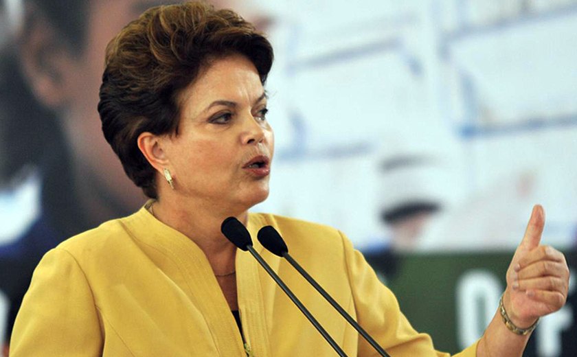 Dilma mantém viagem a Paris, mas cancela visitas ao Vietnã e Japão