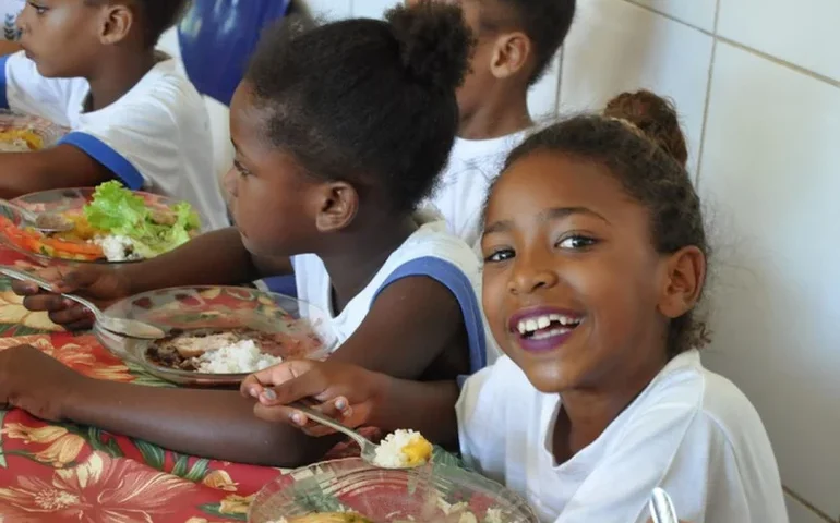 Alagoas: Contrata+Brasil facilita compra de R$ 60,3 milhões da agricultura familiar para merenda escolar