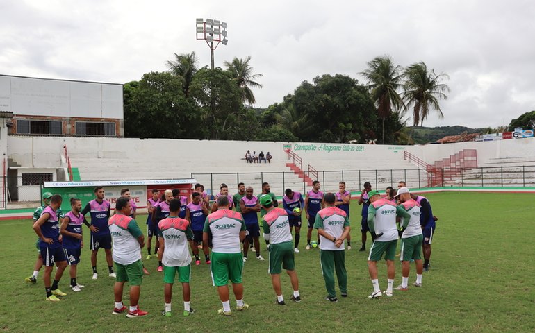 Betinho leva CSE à Bahia na confiança