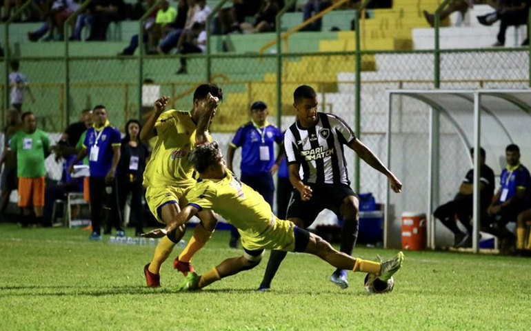 Botafogo e Boavista jogam pelo Campeonato Carioca nesta quarta-feira