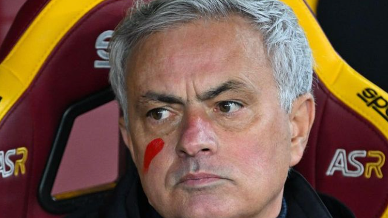 Mourinho deseja treinar seleção brasileira, diz jornal britânico