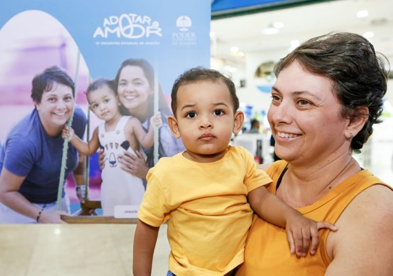 Judiciário orienta sobre adoção no Maceió Shopping