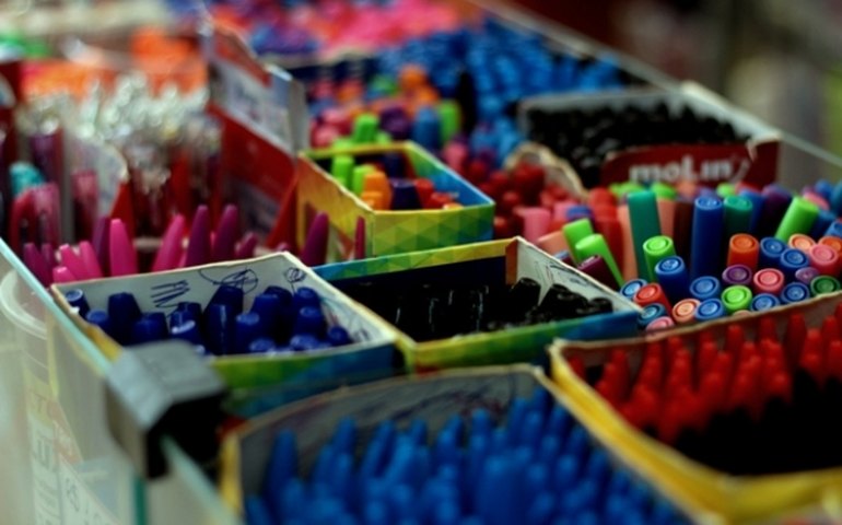 Seplag divulga pesquisa especial com preços de material escolar