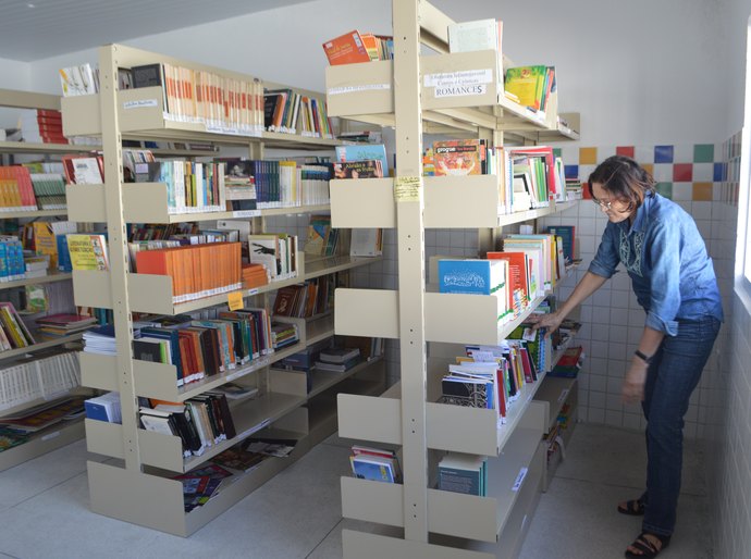 Bibliotecas renovadas incentivam profissionais e alunos