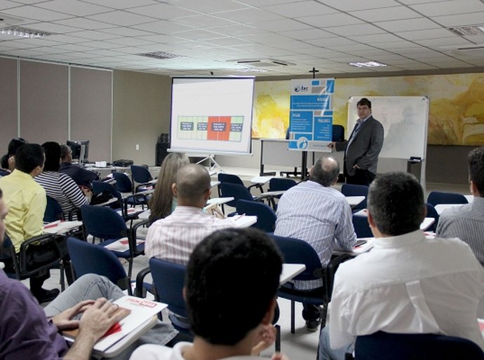 Técnicos do Itec recebem palestra sobre Data Center do Futuro