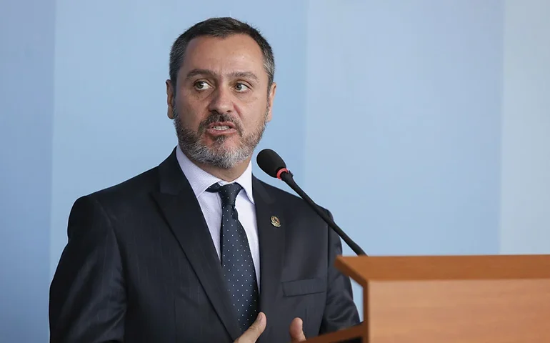 PF rebate Toffoli e afirma que prazo do ministro dificultaria ação contra Banco Master